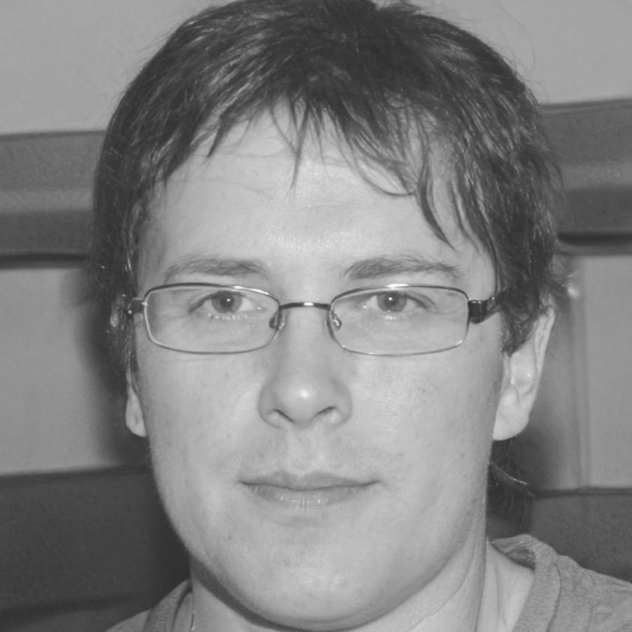 Porträt von Dr. Valerian Bergmann, Experte für Finanzstrategie